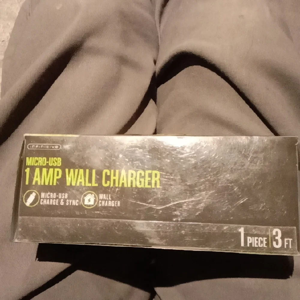 Black Micro-USB 1 Amp Wall Charger